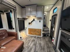 2022 Keystone Fuzion 379, $ 72,000