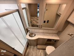 2023 Thor Motor Coach Omni BT36 4X4, $ 168,200