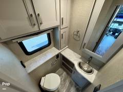 2023 Thor Motor Coach Omni BT36 4X4, $ 168,200