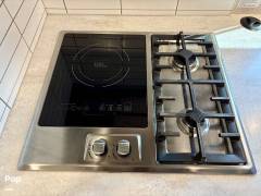 2023 Thor Motor Coach Omni BT36 4X4, $ 168,200