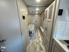 2023 Thor Motor Coach Omni BT36 4X4, $ 168,200