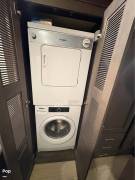 2021 Thor Motor Coach Palazzo 33.6, $ 184,000