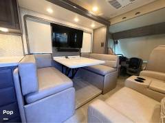 2021 Thor Motor Coach Palazzo 33.6, $ 184,000