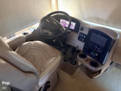 2021 Thor Motor Coach Palazzo 33.6, $ 184,000