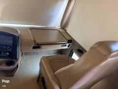 2021 Thor Motor Coach Palazzo 33.6, $ 184,000