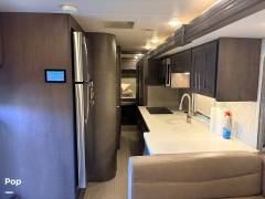 2021 Thor Motor Coach Palazzo 33.6, $ 184,000