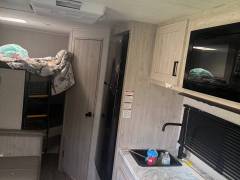 2024 East To West RV Silverlake 17BHLE, $ 18,000