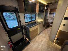 2017 Winnebago View 24V, $ 87,000