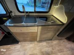 2017 Winnebago View 24V, $ 87,000