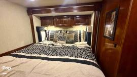 2018 Coachmen Sportscoach 408DB, $ 146,000