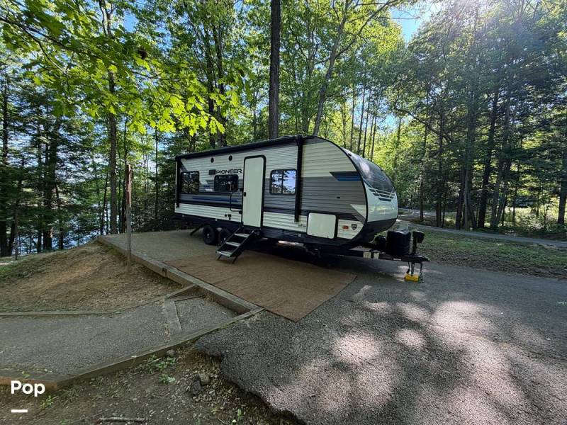 2022 Heartland Pioneer RD210, $ 15,500