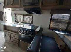 2022 Heartland Pioneer RD210, $ 15,500