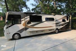 2016 Thor Motor Coach Hurricane 35C, $ 67,800