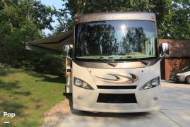 2016 Thor Motor Coach Hurricane 35C, $ 67,800