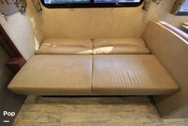 2016 Thor Motor Coach Hurricane 35C, $ 67,800