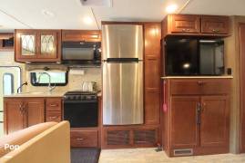 2016 Thor Motor Coach Hurricane 35C, $ 67,800