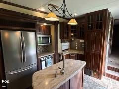 2015 Keystone Alpine 3011RE, $ 35,000