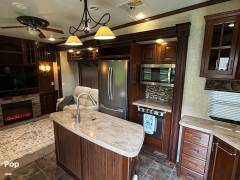 2015 Keystone Alpine 3011RE, $ 35,000