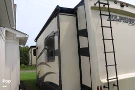 2015 Keystone Alpine 3011RE, $ 35,000