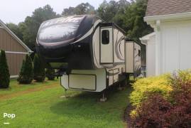 2015 Keystone Alpine 3011RE, $ 35,000