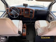 2008 Four Winds Chateau Kodiak 32B, $ 42,750