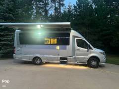 2025 Airstream Atlas Murphy Suite E1, $ 274,500