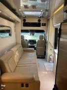 2025 Airstream Atlas Murphy Suite E1, $ 274,500