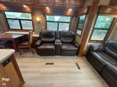 2017 DRV Mobile Suites 36RSSB3, $ 69,900