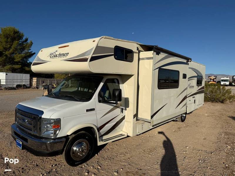 2017 Coachmen Freelander 31BH, $ 52,300