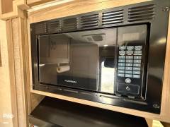 2017 Coachmen Freelander 31BH, $ 52,300