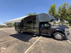 2021 Dynamax Isata 30FW 4x4, $ 174,900