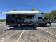 2021 Dynamax Isata 30FW 4x4, $ 174,900