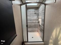 2021 Dynamax Isata 30FW 4x4, $ 174,900
