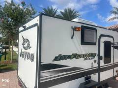 2021 Jayco Jay Feather Micro 12SRK, $ 9,700
