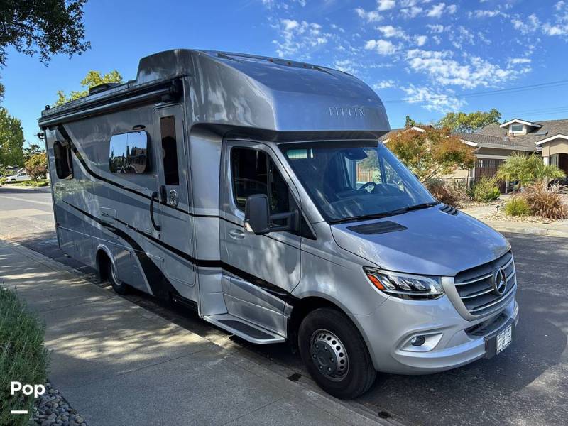 2021 Tiffin Wayfarer 25SW, $ 99,500