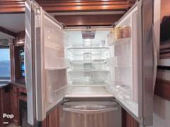 2017 Fleetwood Discovery LXE 40D, $ 129,700
