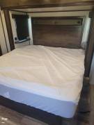 2022 Dutchmen Voltage 4015, $ 87,800