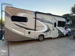 2017 Thor Motor Coach Quantum LF31, $ 52,300
