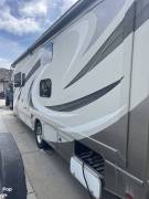 2017 Thor Motor Coach Quantum LF31, $ 52,300