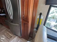 2018 Fleetwood Discovery LXE 40G, $ 174,990