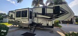2020 Grand Design Momentum 351M, $ 52,000