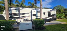 2020 Grand Design Momentum 351M, $ 52,000