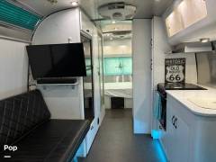 2012 Airstream Eddie Bauer 25FB, $ 51,700