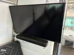 2012 Airstream Eddie Bauer 25FB, $ 51,700