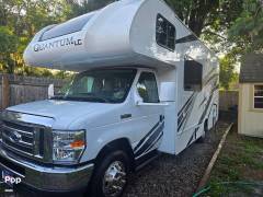 2021 Thor Motor Coach Quantum LC22, $ 55,000