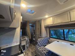 2021 Thor Motor Coach Quantum LC22, $ 55,000