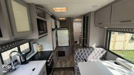 2021 Thor Motor Coach Quantum LC22, $ 55,000