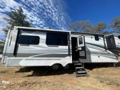 2021 Keystone Montana Legacy 3781RL, $ 55,000