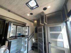 2021 Keystone Montana Legacy 3781RL, $ 55,000