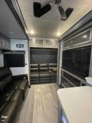 2021 Keystone Montana Legacy 3781RL, $ 55,000